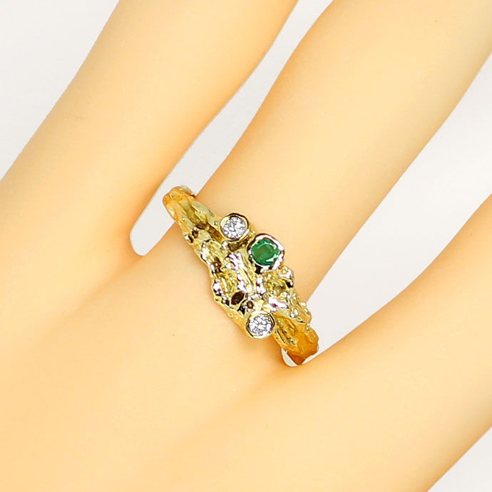 Foto 5 - Rohgold Design-Ring mit Brillanten und Smaragd Gelbgold, S9469